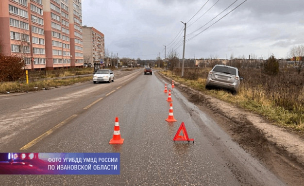 В Кинешме перебегавшая дорогу 8-летняя девочка угодила под колеса иномарки